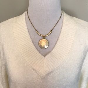 ❎DONATED❎ Worthington Petite Cream V-Neck Sweater